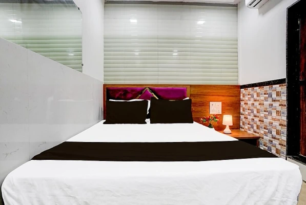 best day stay hotels in hotel radha palace guest house mumbai
