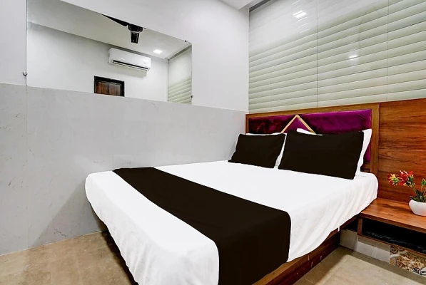 4 star hotels in hotel radha palace guest house mumbai
