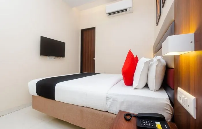 luxury hotels in hotel regal international mumbai