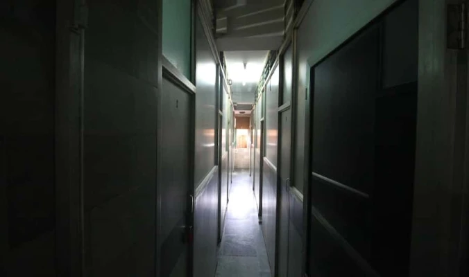 cheap hotels in hotel royal rest house mumbai