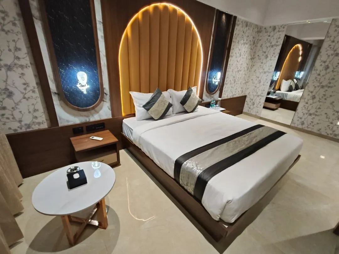 best corporate hotels in hotel saffron grand mumbai