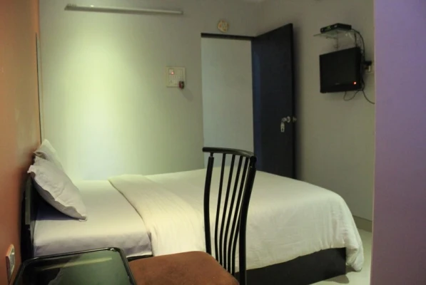 4 star hotels in hotel sai residency andheri mumbai mumbai