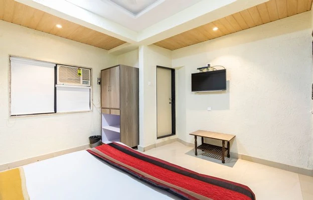 luxury hotels in hotel shraddha mumbai