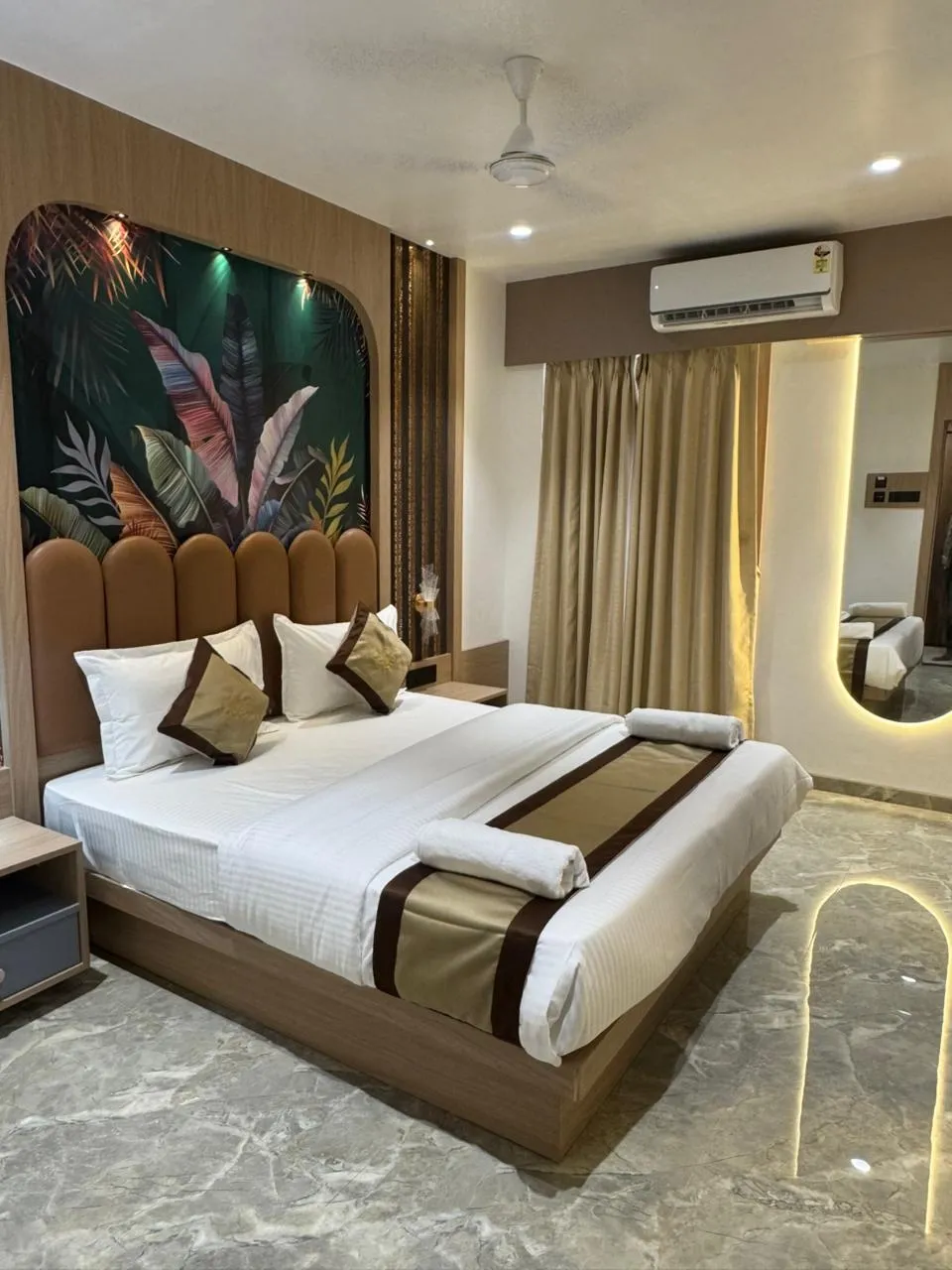 hourly hotel in hotel shree krishna paradise dombivali mumbai
