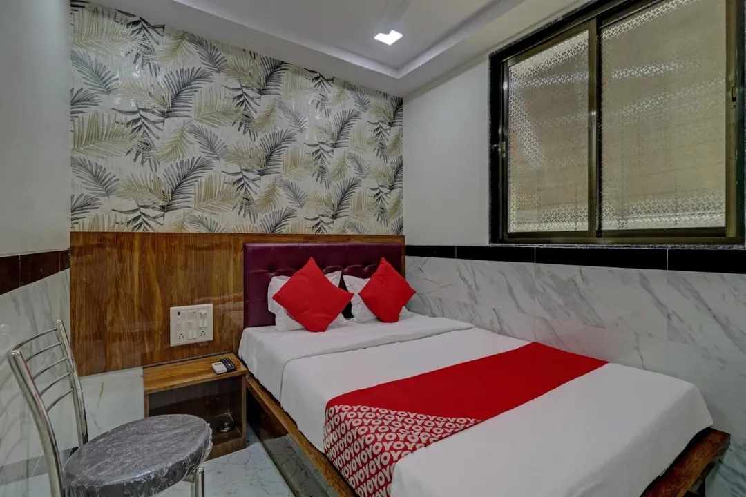 luxury hotel in hotel sky inn mumbai