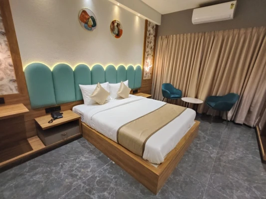 jacuzzi hotel in dombivili east, mumbai - hotel stellar suites