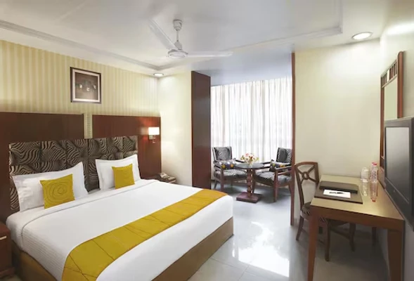hotel with gym in colaba, mumbai - hotel suba palace near gateway of india