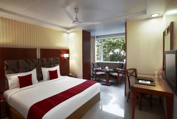 hotel with gym in colaba, mumbai - hotel suba palace near gateway of india