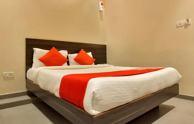 couple hotels in hotel terminus square mumbai