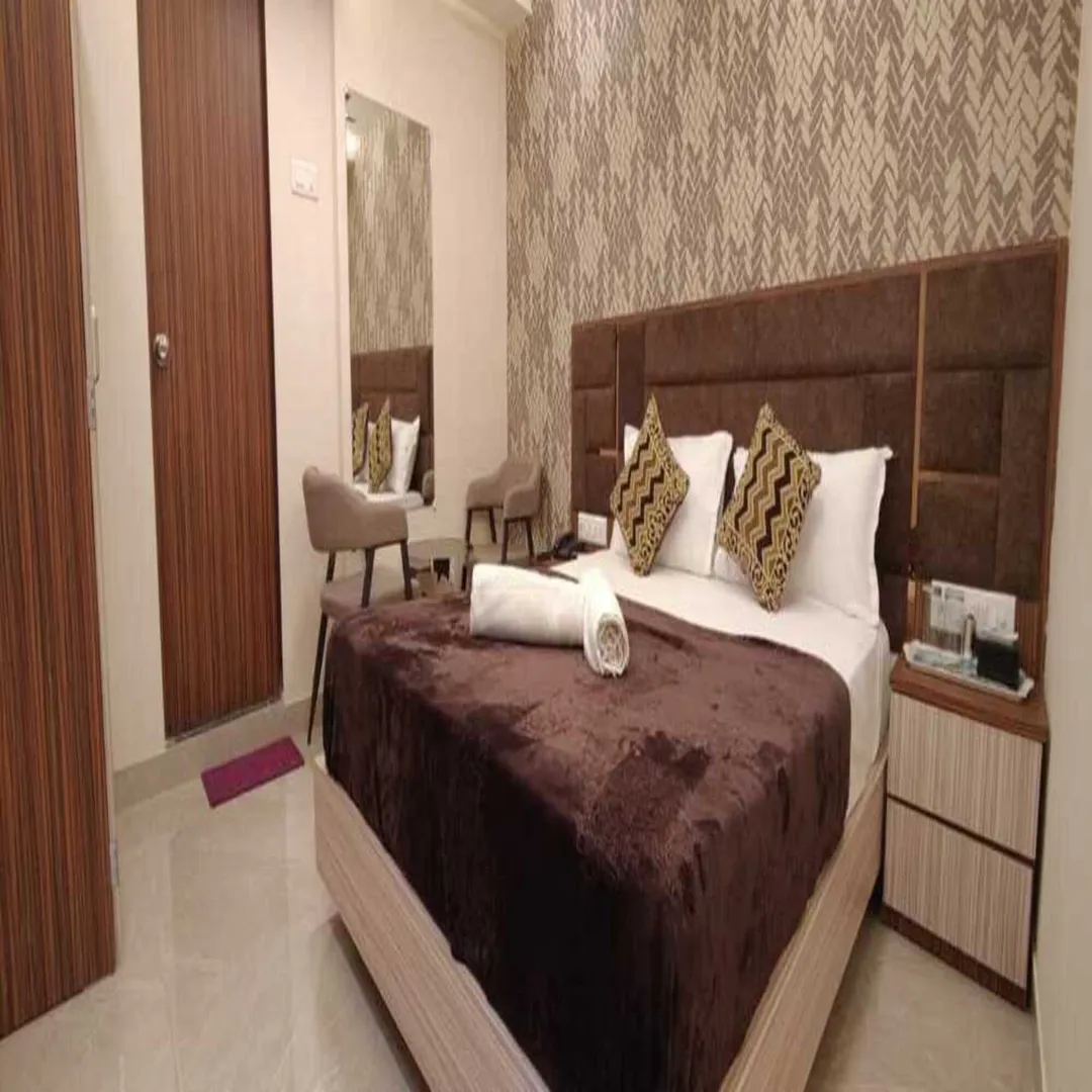 couple hotels in hotel velora mumbai