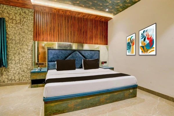 unmarried couple friendly hotels in hotel versova inn mumbai