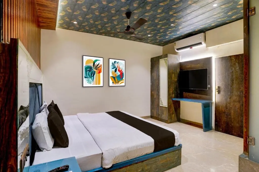 hotel with gym in andheri west, mumbai - hotel versova inn