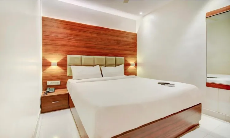 luxury hotels in hotel wellingten mumbai