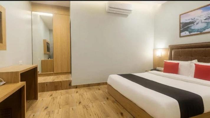 24 hours check in hotels in hotel zara grand mumbai