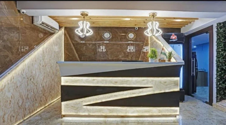 luxury hotel in hotel zara grand mumbai