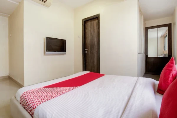 3 star hotel in mira road, mumbai - lakshmi palace lodging and boarding