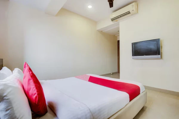 best hotels in lakshmi palace lodging and boarding mumbai