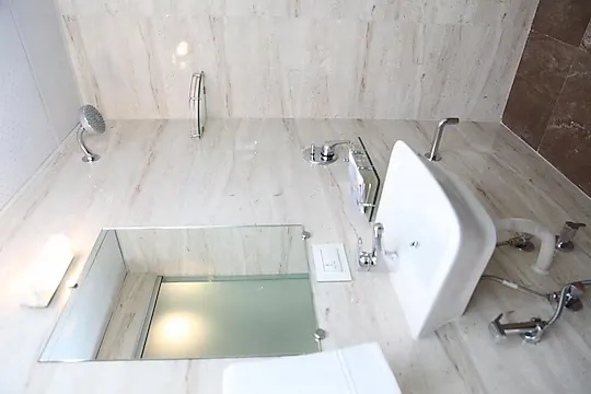honeymoon hotels in lucky galaxy hotel mumbai