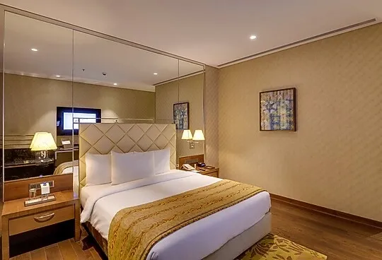hotel with free parking in andheri, mumbai - niranta transit hotel at arrivals