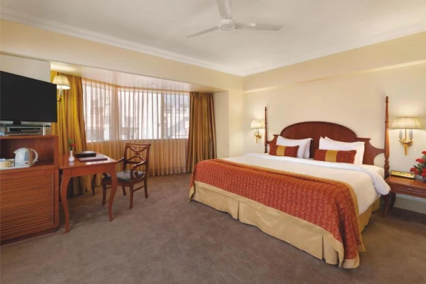 hotel with meeting room in juhu beach, mumbai - ramada plaza by wyndham palm grove