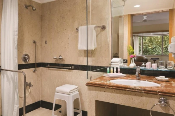 juhu beach, mumbai hotel booking - ramada plaza by wyndham palm grove