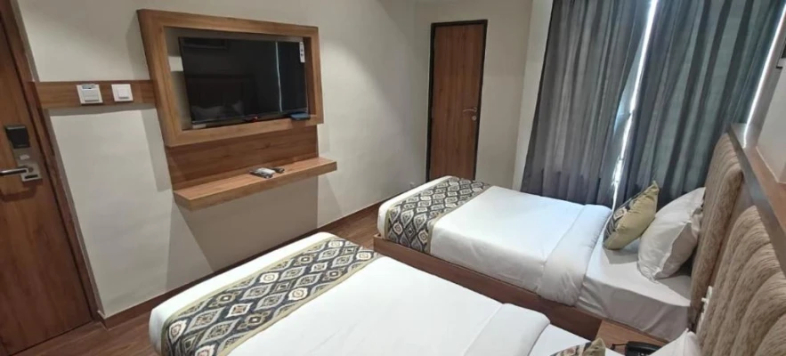 hotel with gym in panvel, mumbai - serenity by monarch panvel