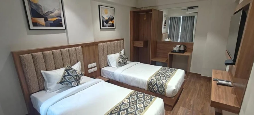 hotel near mumbai airport - serenity by monarch panvel