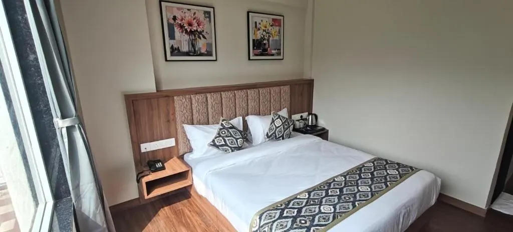 hotel with meeting room in panvel, mumbai - serenity by monarch panvel