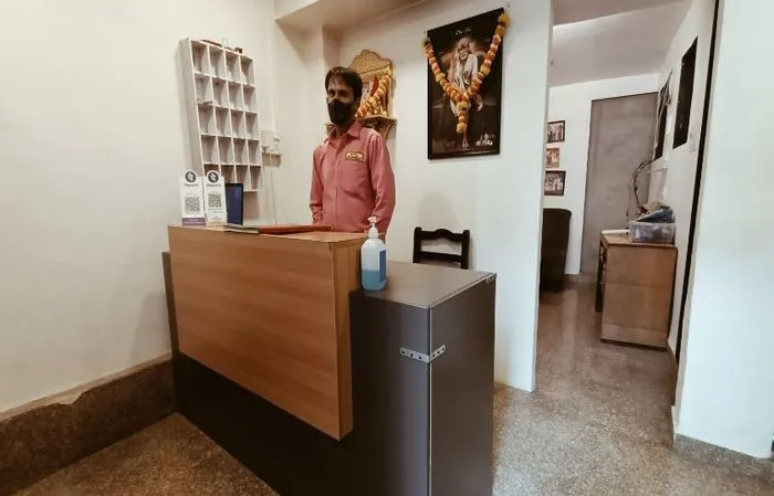 hotel with free parking in parel, mumbai - shangrila