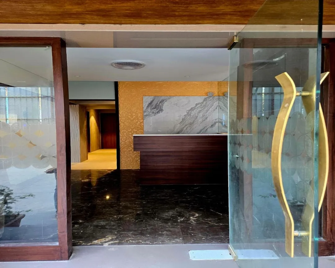 luxury hotels in the bohoo 99 mumbai