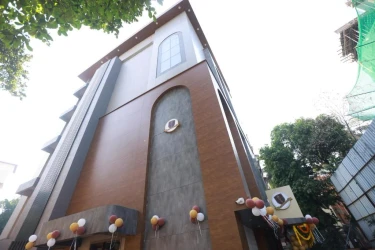 family hotel with pool in andheri, mumbai - the bohoo 99