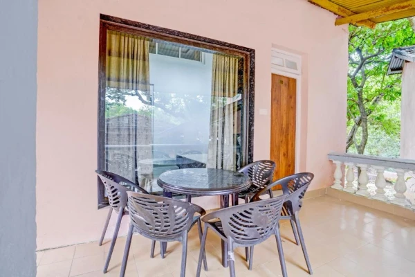 hotel with bar in andheri east, mumbai - the byke heritage matheran