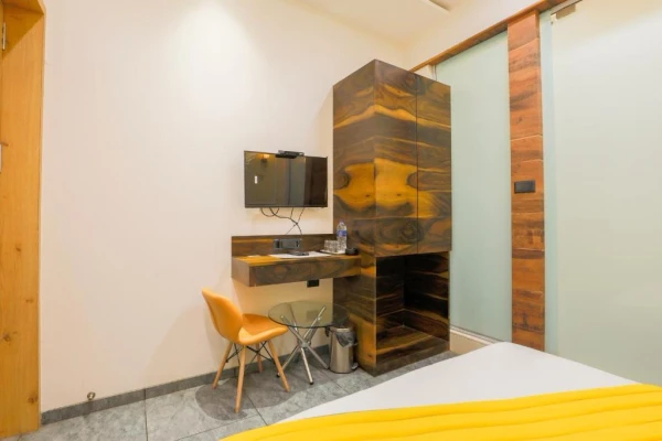 hotel room booking in andheri east, mumbai - the cattleya hotel