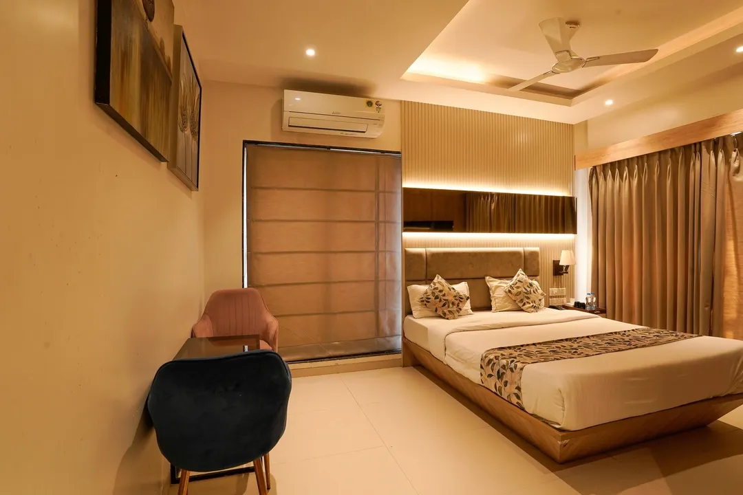 honeymoon hotels in the food villa malad mumbai