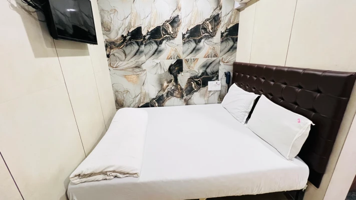 jacuzzi hotel in andheri east, mumbai - u life hotel
