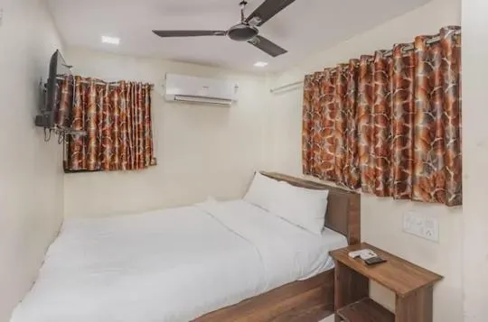 cheap hotels in uma residency mumbai