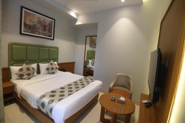 best luxury hotels in vishnu krupa executive rooms mumbai