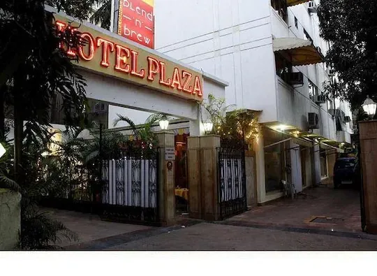 best hotel in hotel plaza chembur mumbai