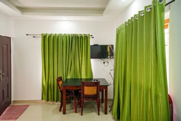 hotel with free parking in munnar colony road, munnar - arabian nights munnar