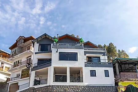 hotel with banquet hall in bhediyana, mussoorie - alaya stays evara 4 bhk villa with scenic views