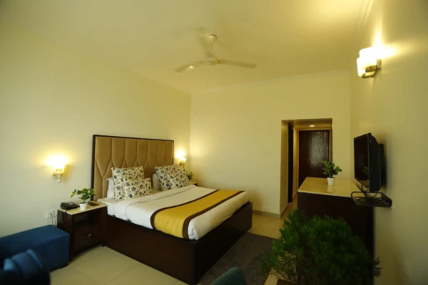 hotel in mall road, mussoorie for family - dls hotel pearl