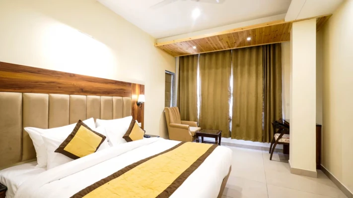 hotel in mall road, mussoorie for couples - dls oak bush