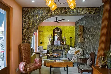 hotel with bar in bhediyana, mussoorie - elivaas zephyr timberhill cottage with pool