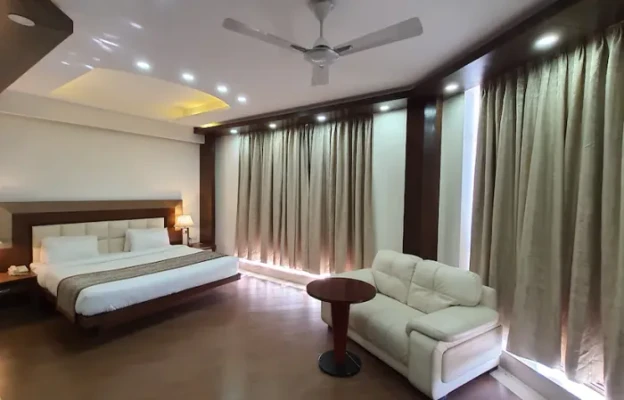 low price resort in the mall road, mussoorie - the solitaire resort