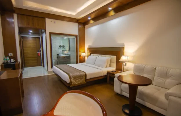 pure veg resort in the mall road, mussoorie - the solitaire resort
