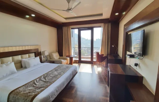 the mall road, mussoorie resort booking - the solitaire resort