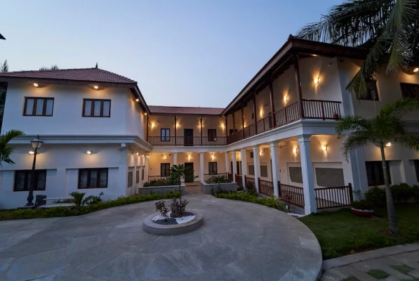 hotel near mysore railway station - vismaya comforts