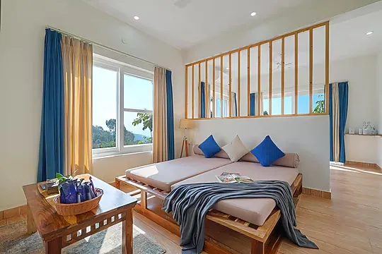 hotel near nahan airport - elivaas stars and windsongs nahan