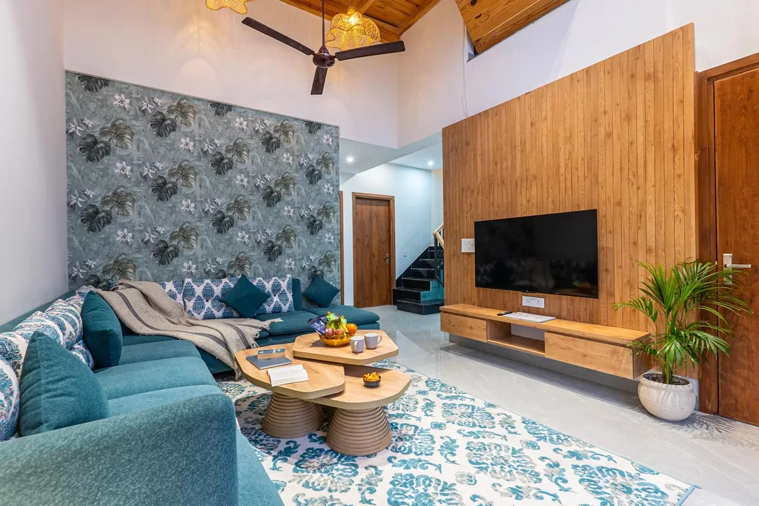 online room booking in naukuchiatal, nainital - elivaas lakefront 4bhk villa with attic & common patio