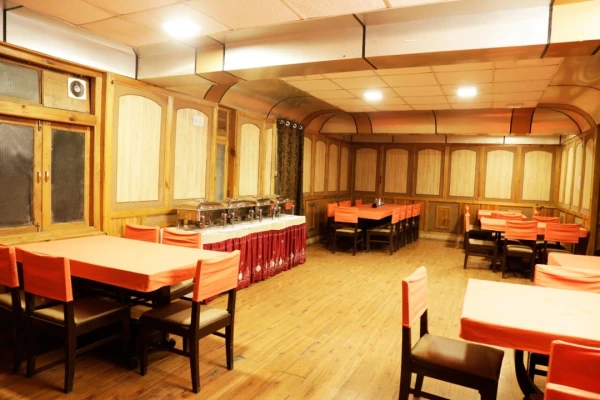 hotel with party hall in mallital, nainital - hotel aroma nainital